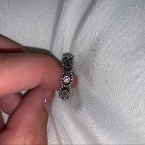Pandora ‘her majesty’ ring